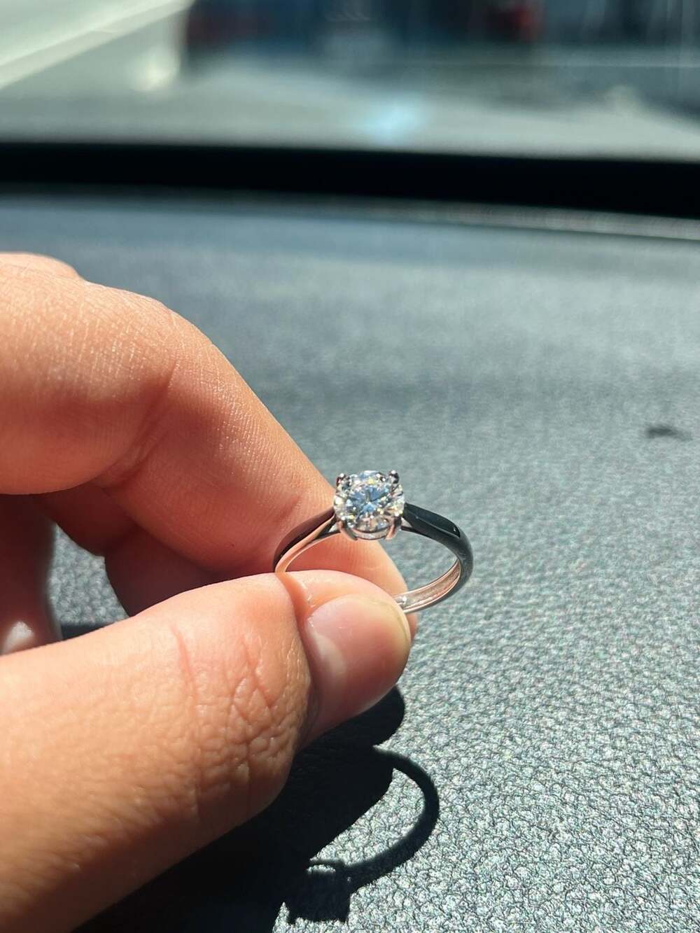 GRA Certified 1.00ct Round Brilliant Moissanite Solitaire Ring
